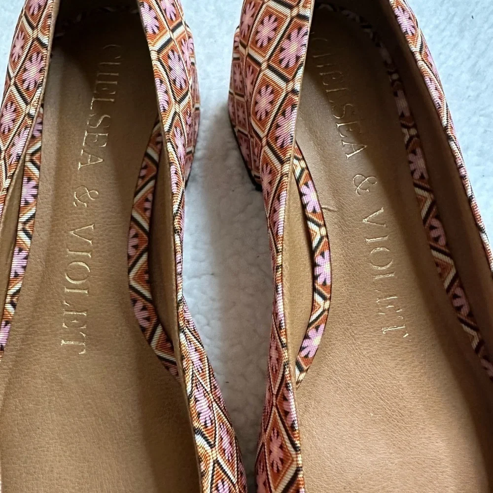 Chelsea & Violet Geometric Pattern Flats - Pink and Brown